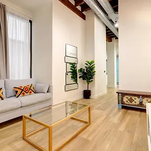  Apartment Aqua
